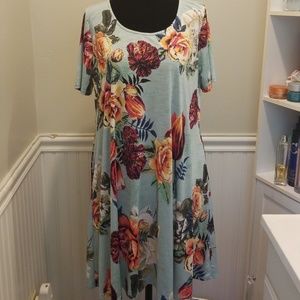 Floral summer dress with pockets!. Super cute!